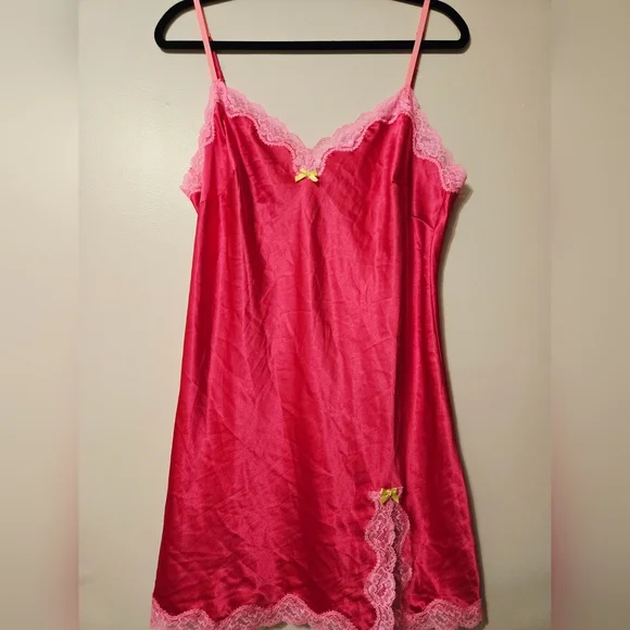 Vintage Victoria's Secret Babydoll Sleep Fuchsia Sz L Nightgown Satin Feel Gift - Picture 1 of 8